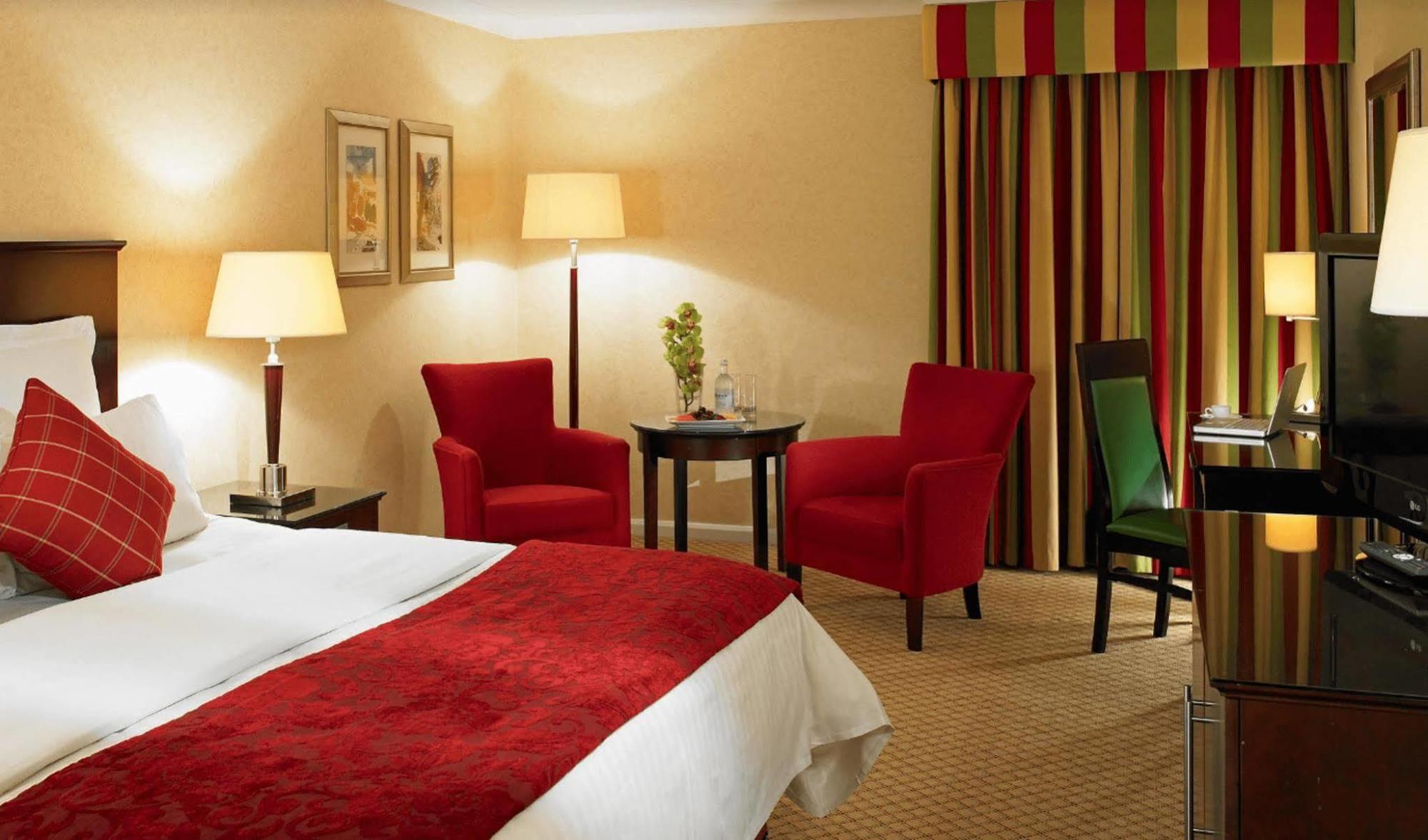 Delta Hotels By Marriott York Extérieur photo